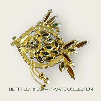 Verified Juliana D&E Book-Piece Rhinestone Fish Brooch – Autumn Green, Amber & Orange Stones – 1960s Gold-Tone Statement Pin | Private Collection