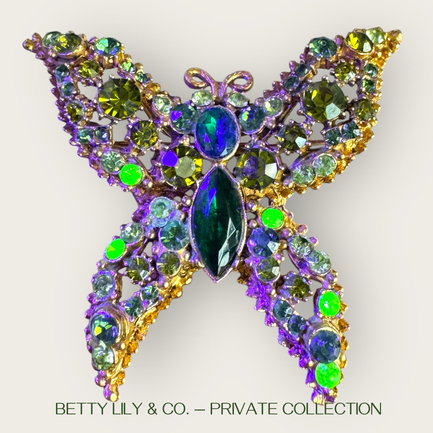 Signed Weiss Vintage Green Butterfly Brooch with Uranium Glass – Heavy Gold Tone Statement Pin | Private Collection