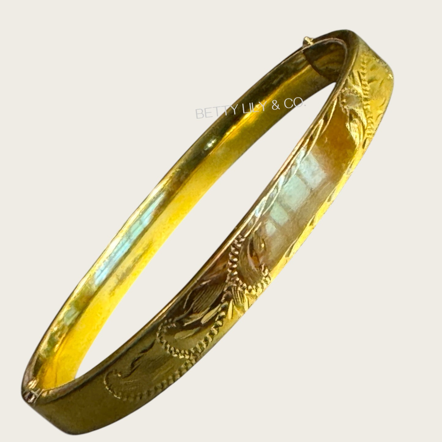 Vintage 14KT Gold-Filled Engraved Hinged Bangle Bracelet – Floral Scrollwork – 7 Inch