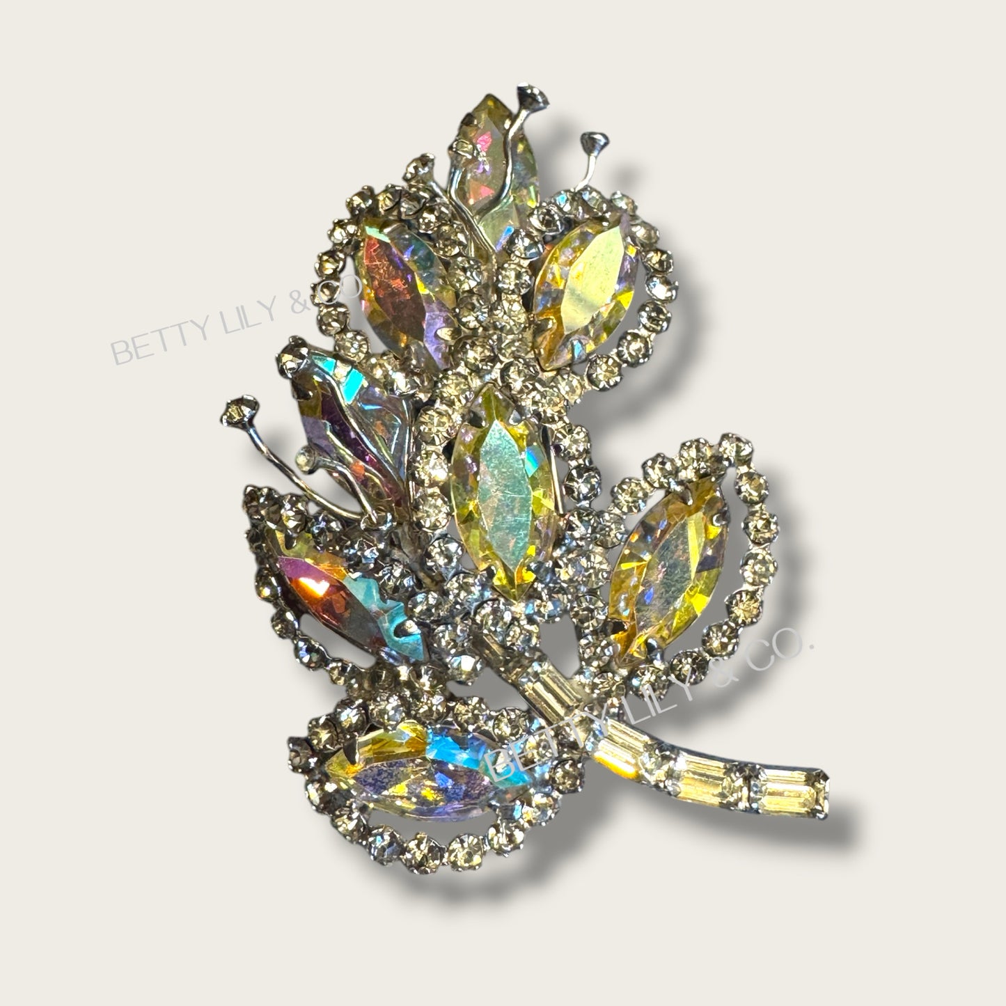 Vintage Weiss Aurora Borealis Four-Piece Parure – Necklace, Clip Earrings & Dual Brooch Set – Mid-Century AB Navette & Rivoli – Signed