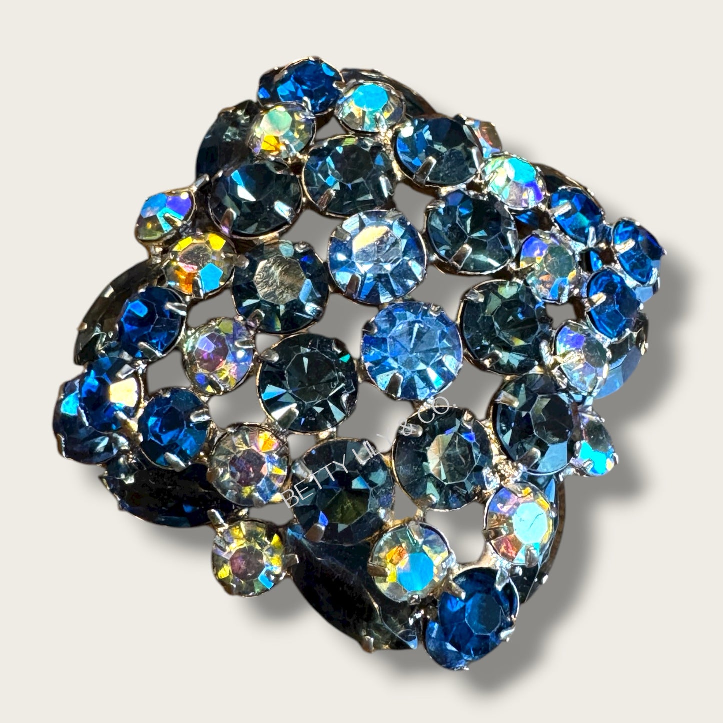 Vintage 1960s Sapphire Blue Aurora Borealis Domed Rhinestone Brooch – Layered Mid-Century Statement Pin in Silver-Tone