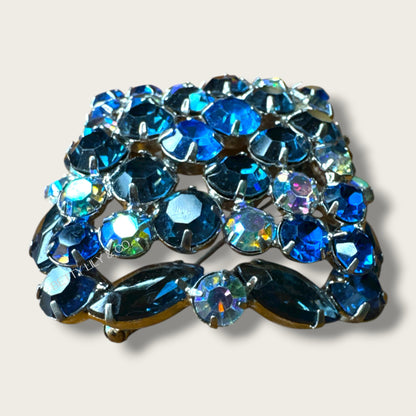 Vintage 1960s Sapphire Blue Aurora Borealis Domed Rhinestone Brooch – Layered Mid-Century Statement Pin in Silver-Tone
