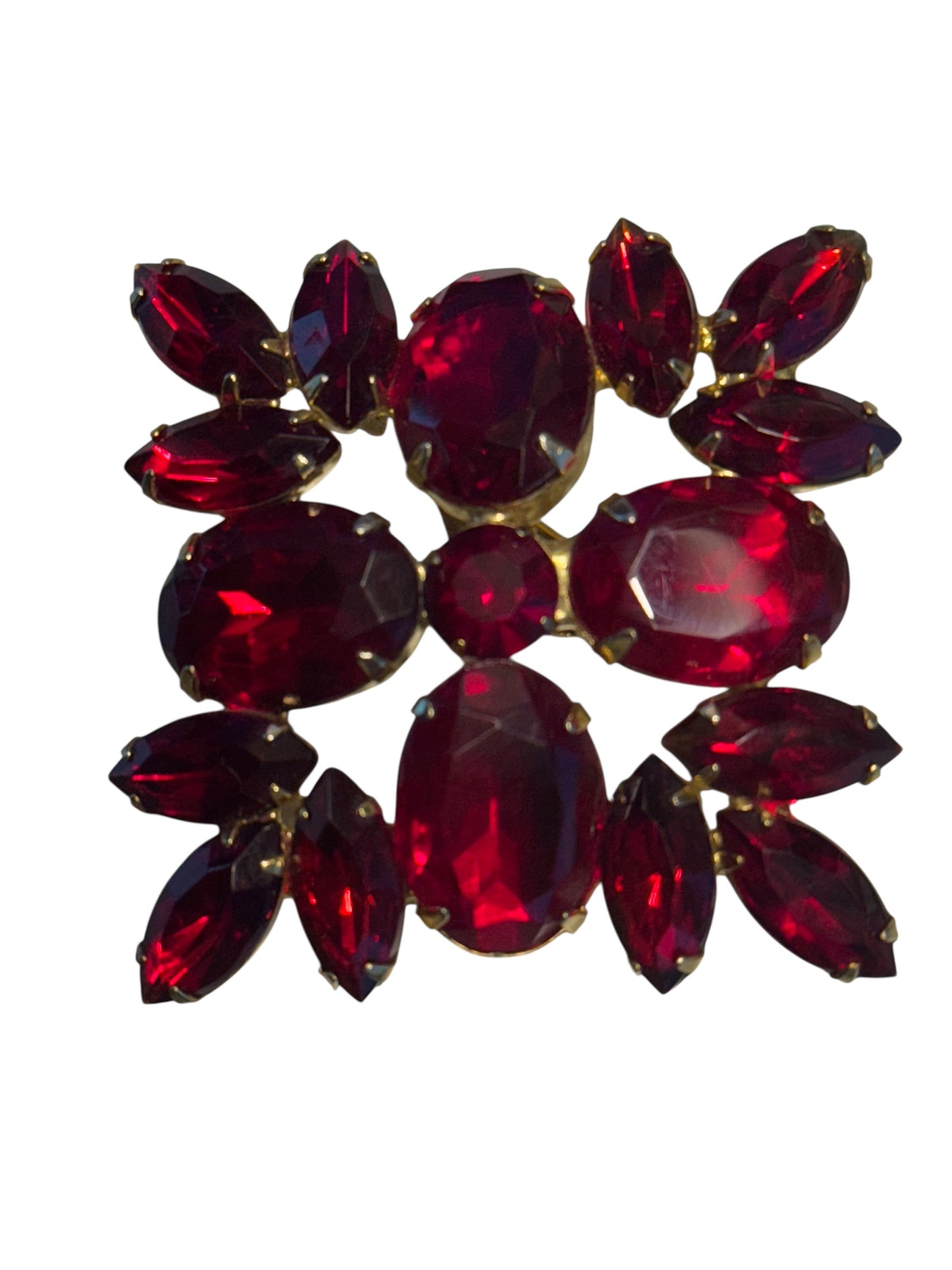 vintage ruby red glass brooch – square design, gold tone setting