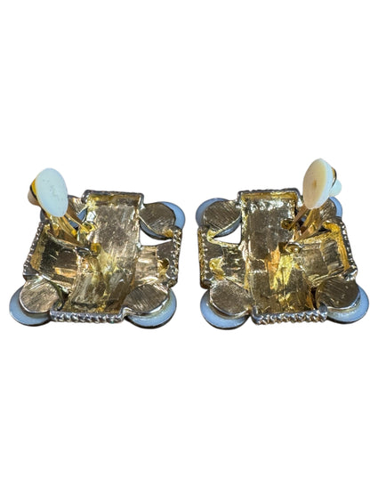 Vintage 1980s Gold Mesh & Black Lucite Clip-On Earrings – Chunky Square Statement Style