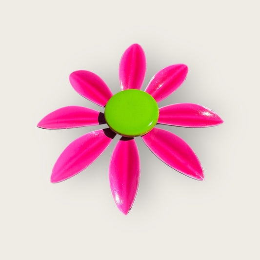 Vintage 1960s Hot Pink and Green Enamel Flower Brooch – Mod Daisy Pin