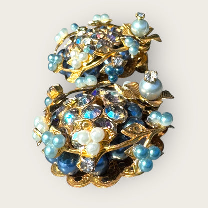 Vintage 1950s Clip-On Earrings in Miriam Haskell or Robert Style – Blue AB Rhinestones, Faux Pearls, Gold Tone Floral Design