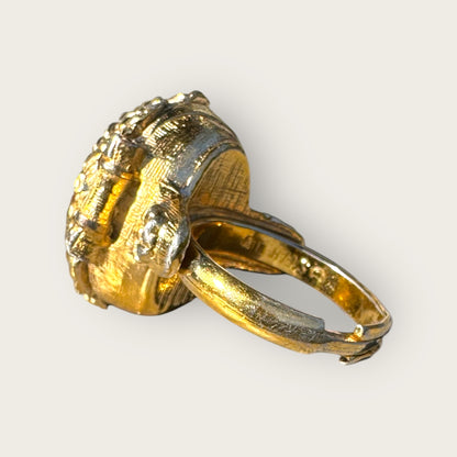 Vintage Sarah Coventry Adjustable Perfume Ring – Green Cabochon, Gold Tone Filigree, Secret Locket Design