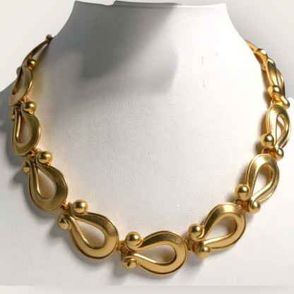 Vintage Anne Klein 1990s Matte Gold Horseshoe Link Choker Necklace