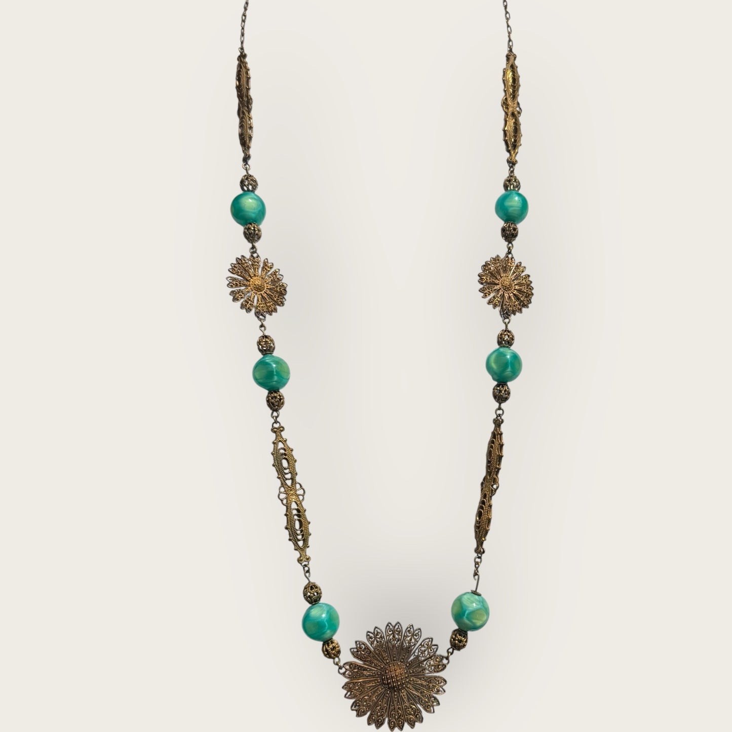 Antique 1920s Czech Green Glass & Brass Filigree Sautoir Necklace – Rare Collector’s Piece