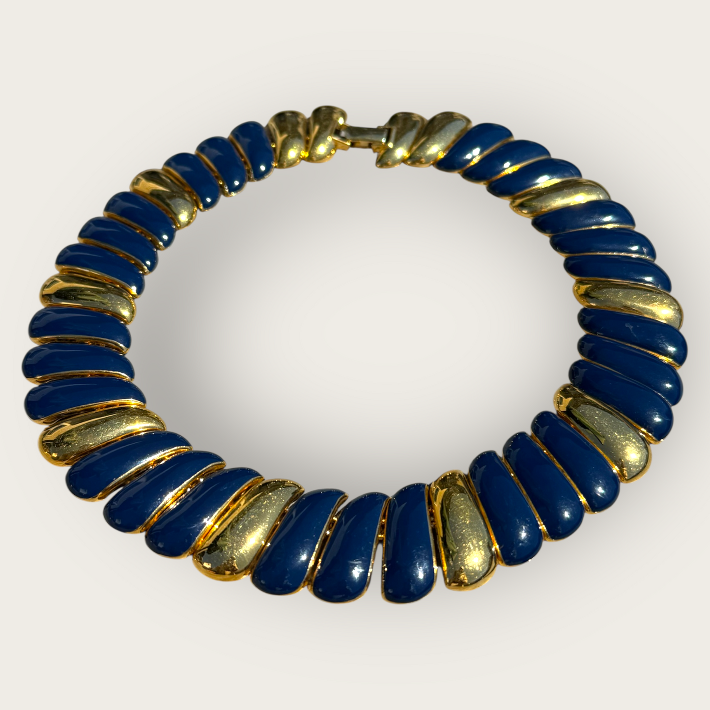 Navy Blue and Gold-Tone Articulated Choker Necklace – Signed Monet