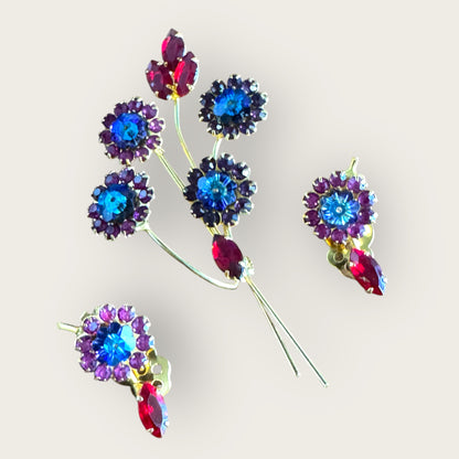 Vintage 1950s–1960s Rhinestone Floral Stem Brooch and Clip-On Earrings Set – Blue, Purple, Red Crystal Bouquet