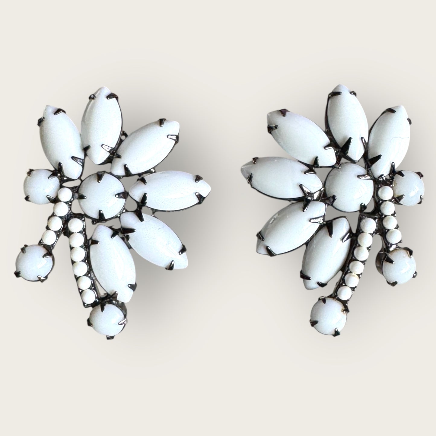 Vintage Milk Glass Clip-On Earrings – Mid Century Leaf Cluster in Gunmetal Setting, 1950s Statement Jewelry