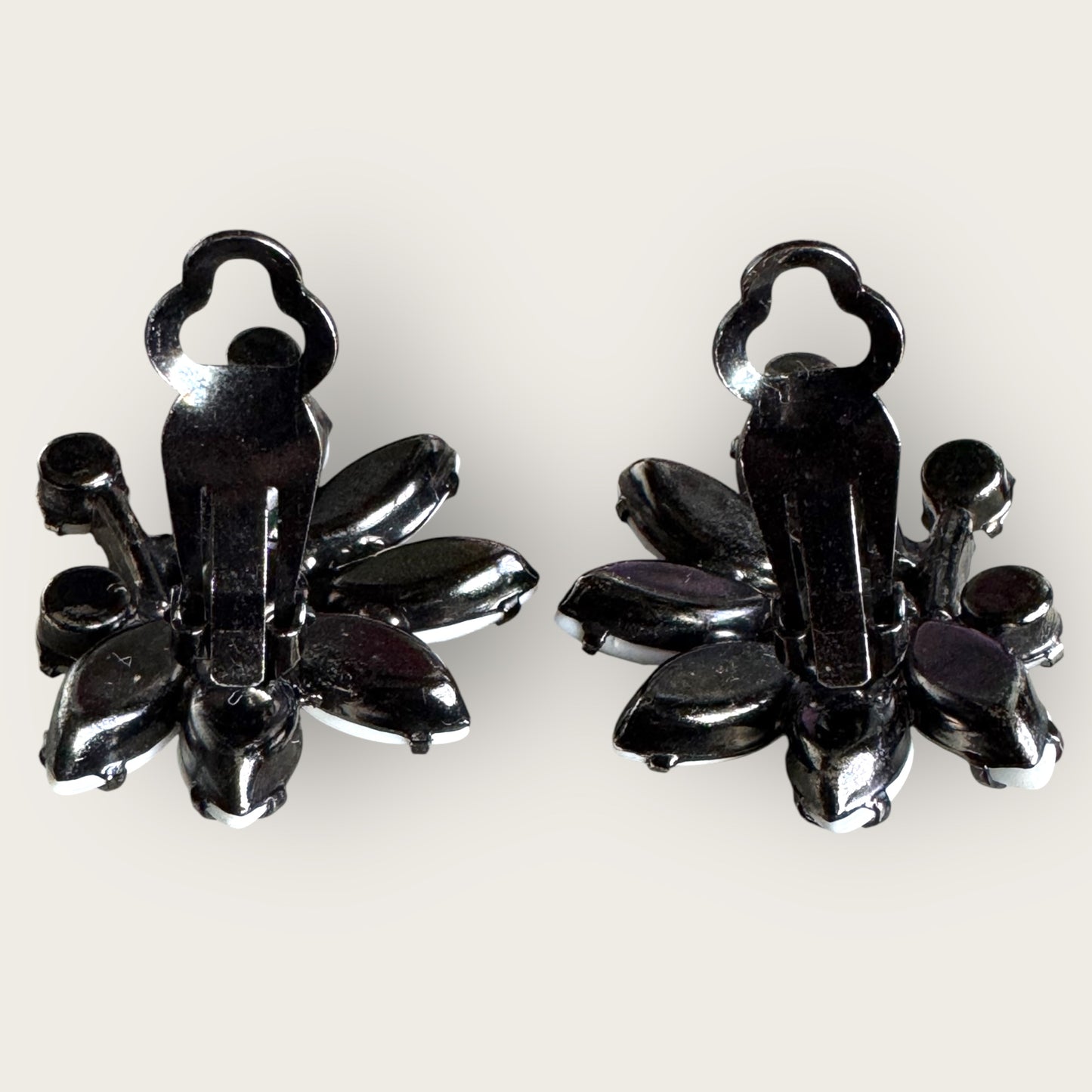 Vintage Milk Glass Clip-On Earrings – Mid Century Leaf Cluster in Gunmetal Setting, 1950s Statement Jewelry