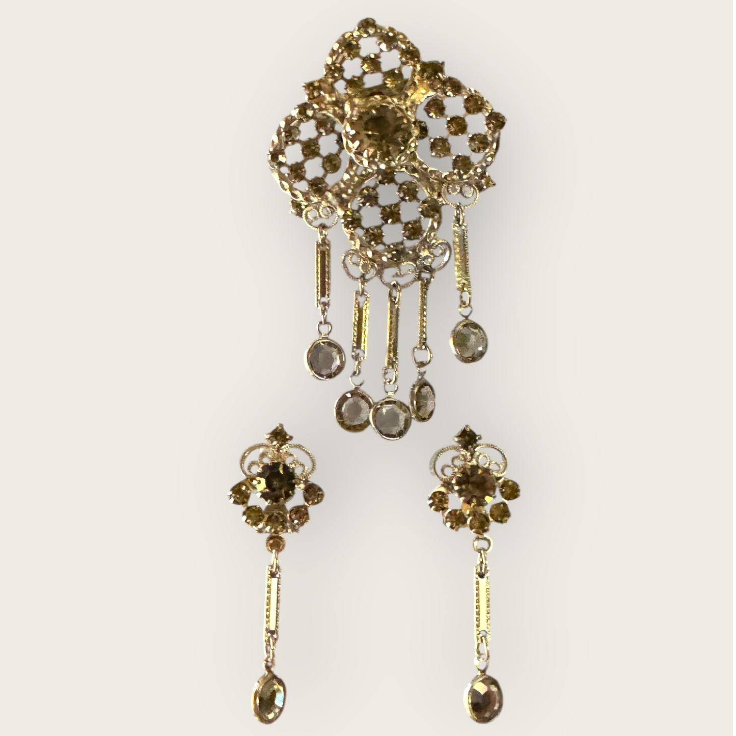 Juliana Style Vintage Silvertone Brooch & Earring Set – Smoky Gray Rhinestones with Dangles