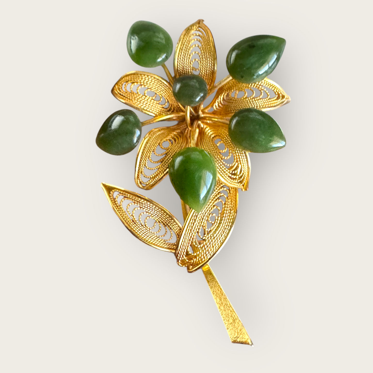 Real Jade & Gold-Plated Filigree Floral Brooch – Large Vintage Statement Pin, 1950s–70s