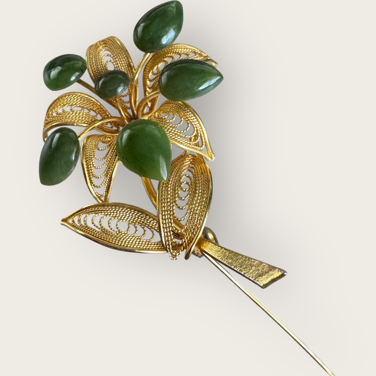 Real Jade & Gold-Plated Filigree Floral Brooch – Large Vintage Statement Pin, 1950s–70s