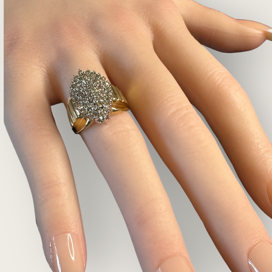Vintage 10K White and Yellow Gold Clear Sapphire Cluster Ring – Size 5–5.25