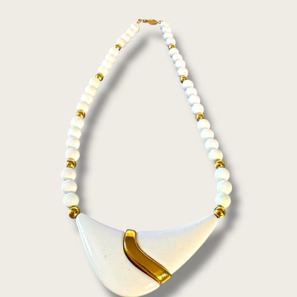 Vintage Napier White Lucite Statement Necklace with Gold-Tone Accents – 1980s Modernist Design