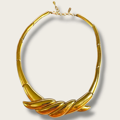 Vintage Monet Sculpted Gold-Tone Articulated Collar Necklace – Signed, Adjustable 16–18”