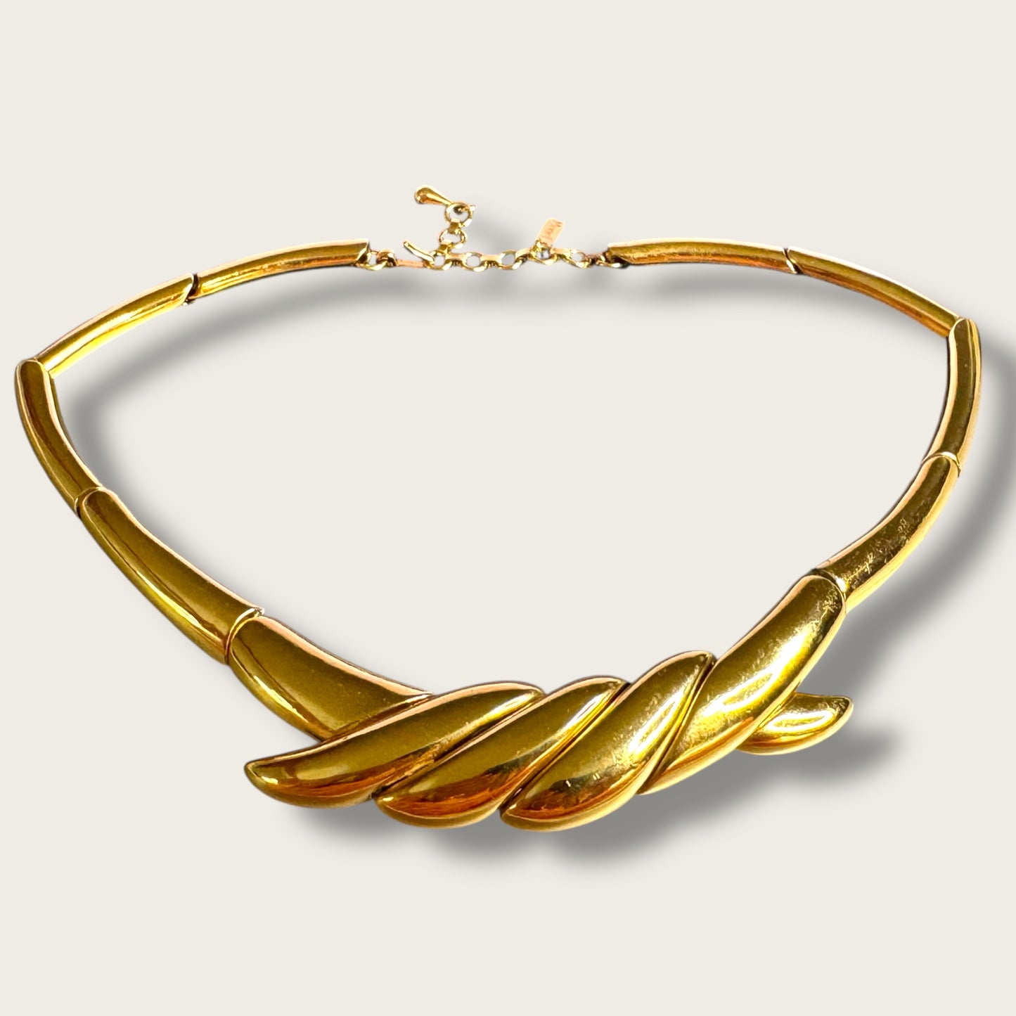 Vintage Monet Sculpted Gold-Tone Articulated Collar Necklace – Signed, Adjustable 16–18”