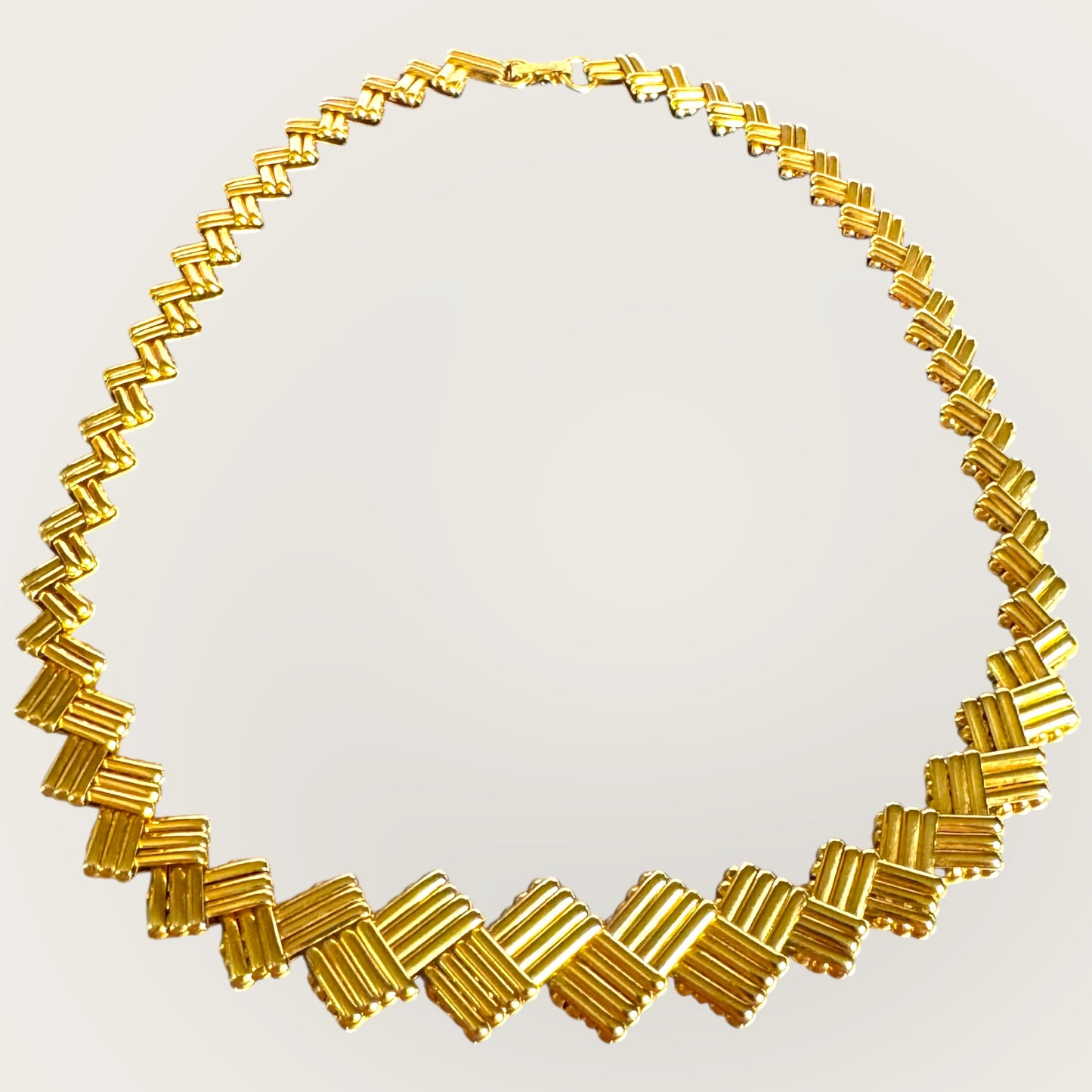 Vintage Napier Textured Gold-Tone Collar Necklace – Private Collection