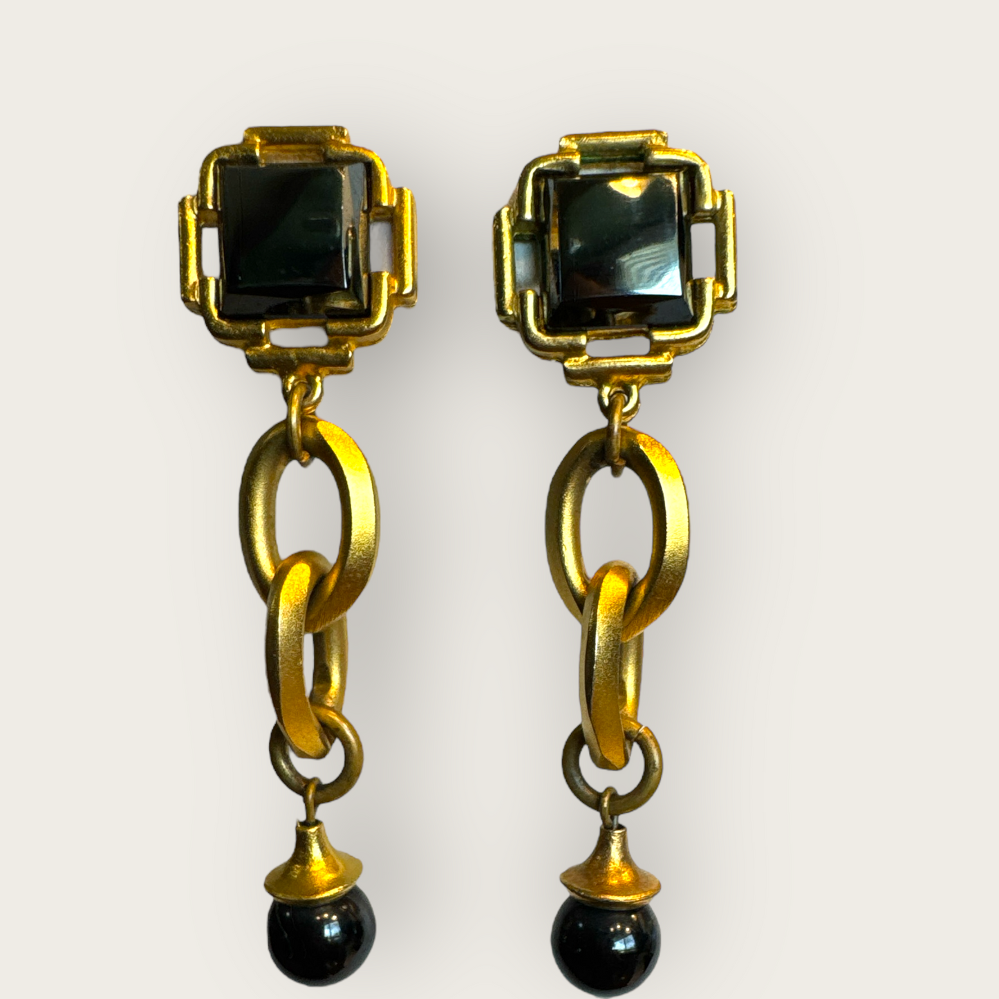 Vintage Matte Gold Articulated Dangle Earrings with Hematite Glass & Black Beads – Post Back Unsigned