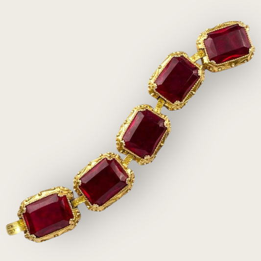 Vintage Judy Lee Ruby Red Glass Panel Bracelet – Signed, Ornate Gold-Tone Setting
