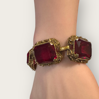 Vintage Judy Lee Ruby Red Glass Panel Bracelet – Signed, Ornate Gold-Tone Setting