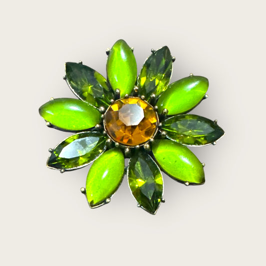 Vintage Green & Topaz Flower Brooch – Mixed Glass & Lucite Stones, Gold-Tone Setting