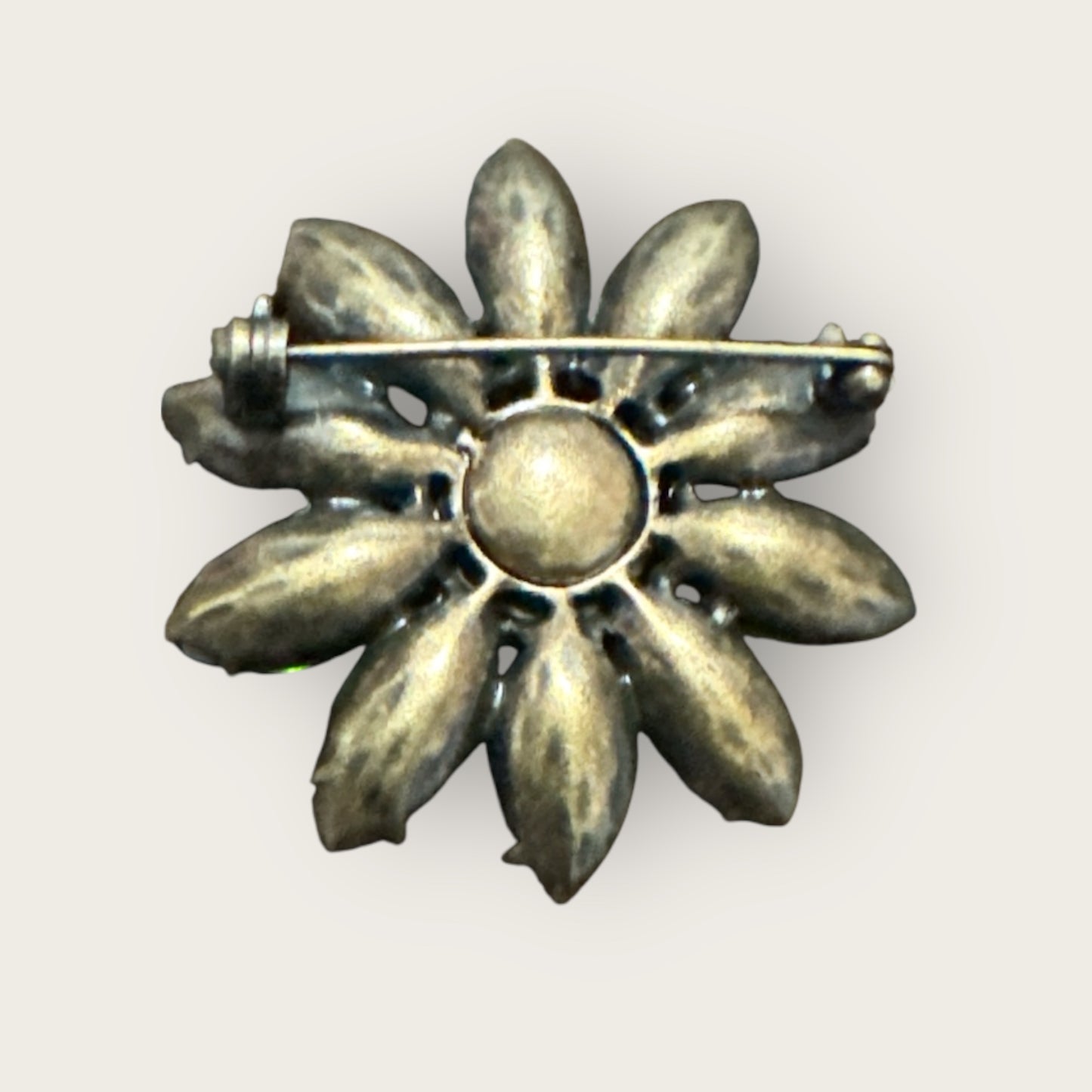 Vintage Green & Topaz Flower Brooch – Mixed Glass & Lucite Stones, Gold-Tone Setting