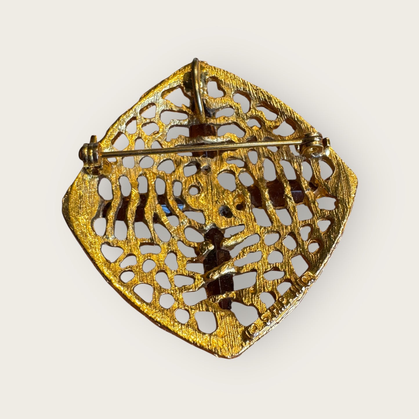 Vintage H P Inc. Brown Navette Rhinestone Filigree Gold-Tone Brooch – 1960s–1970s Statement Jewelry