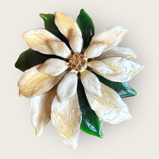 Vintage white poinsettia enamel brooch with green leaves and topaz rhinestone center – 1 inch holiday flower pin