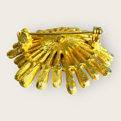Vintage Rapallo Gold-Tone Flower Brooch with Cultured Pearl │ Original Velvet Box (1960s–1970s)