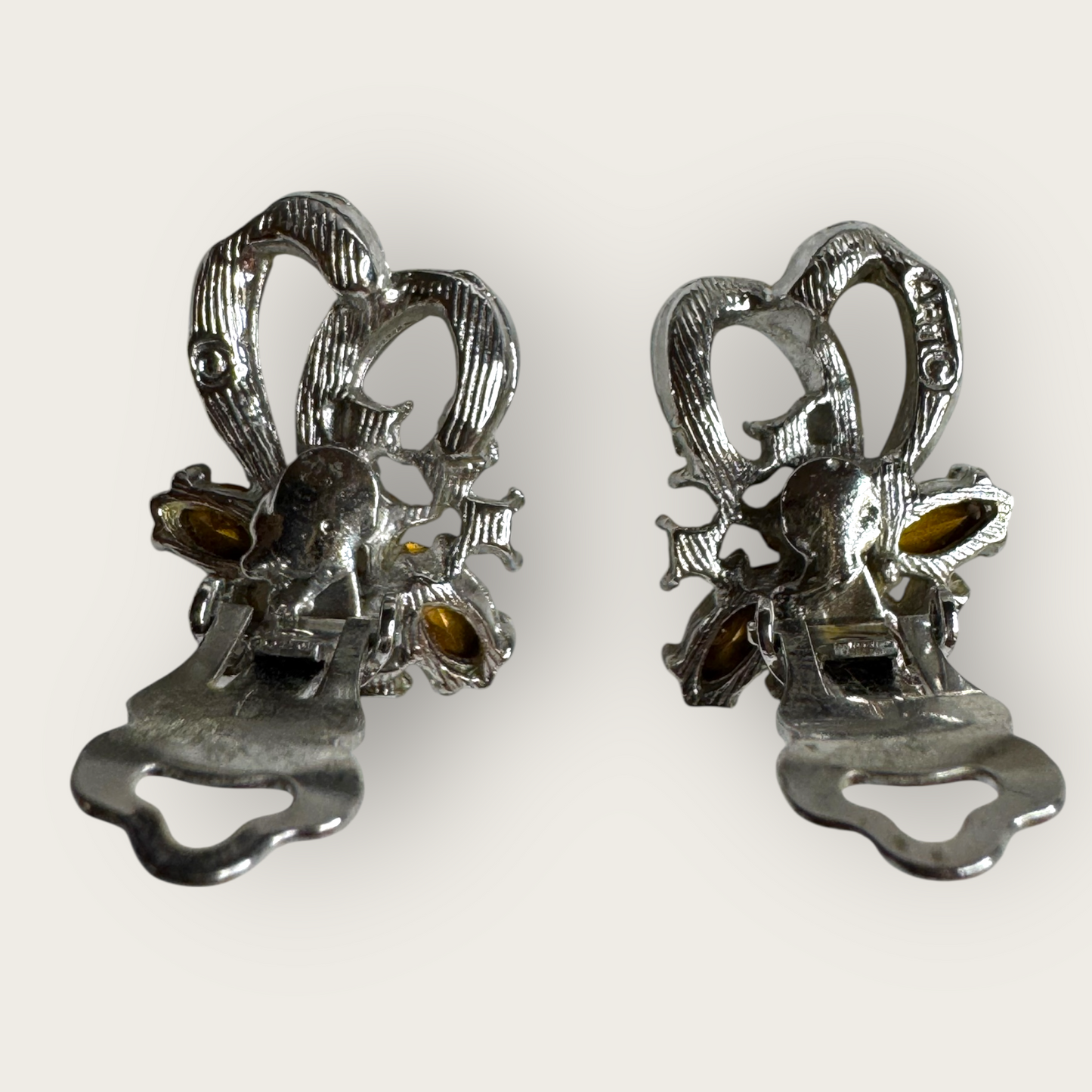 Vintage ART Rhinestone Ribbon Clip-On Earrings – Arthur Pepper Signed, 1950s–1960s