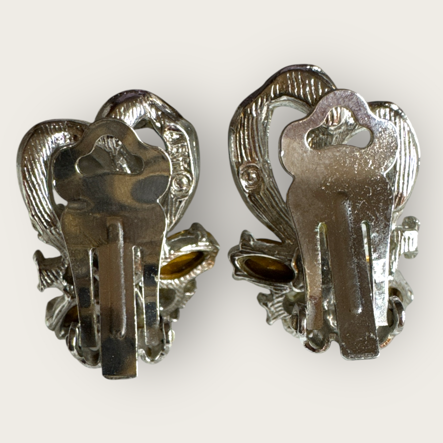 Vintage ART Rhinestone Ribbon Clip-On Earrings – Arthur Pepper Signed, 1950s–1960s