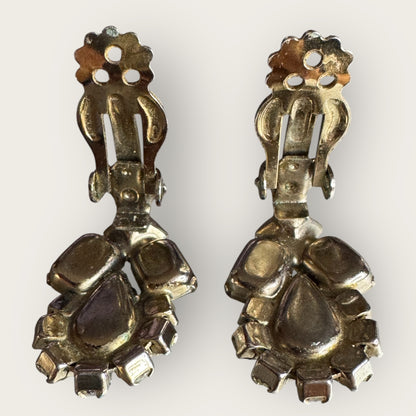 Vintage Aurora Borealis Rhinestone Cluster Earrings – 1950s Clip-On Statement Jewelry