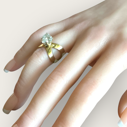 Vintage 14K Gold Heart-Cut Statement Ring – Size 6 – Modernist Bypass Design