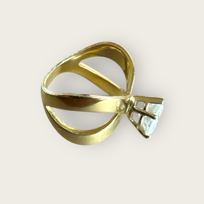 Vintage 14K Gold Heart-Cut Statement Ring – Size 6 – Modernist Bypass Design