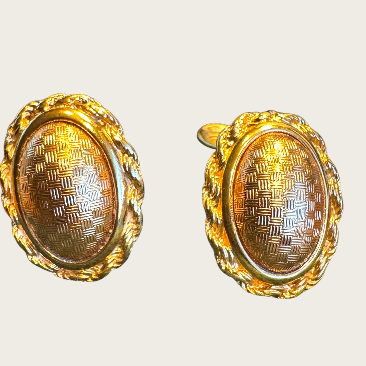 Vintage Monet Gold-Tone Rope Oval Clip-On Earrings with Rose Gold Wafer Center