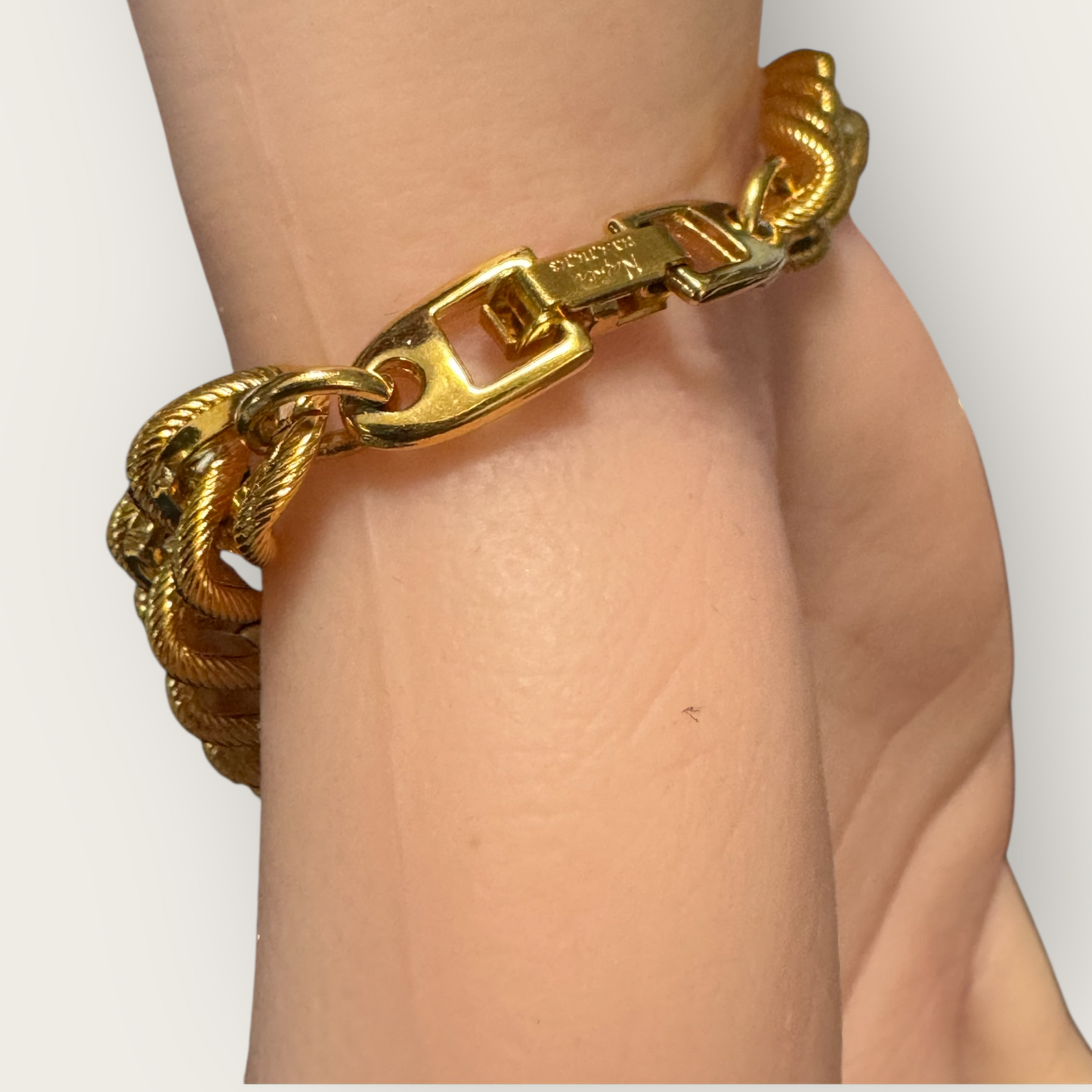 Vintage Napier Gold-Tone Link Bracelet – Signed Patent Pending, Chunky Chain, 6 ¾ Inch