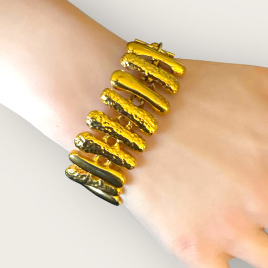 Vintage Anne Klein II Gold-Tone Sculptural Link Bracelet – Signed AKII, Chunky Toggle Closure, 6 ½ Inch