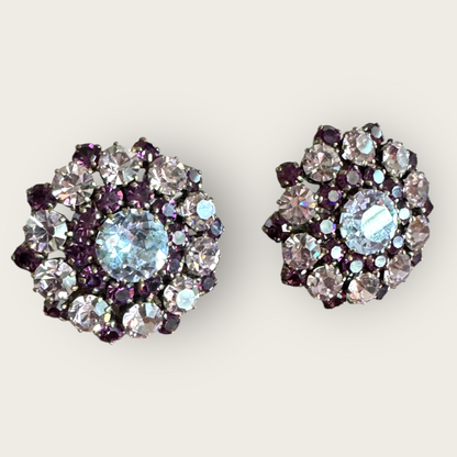 Signed Austria Lavender & Amethyst Dome Rhinestone Clip-On Earrings – 1950s Mid-Century Cocktail Jewelry