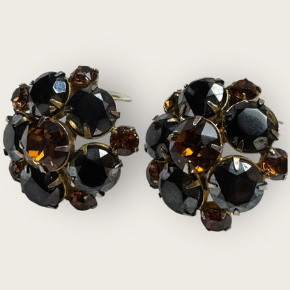 Vintage Black & Root Beer Domed Rhinestone Earrings – 1950s Bold Cocktail Clip-Ons – Mid-Century Statement Jewelry
