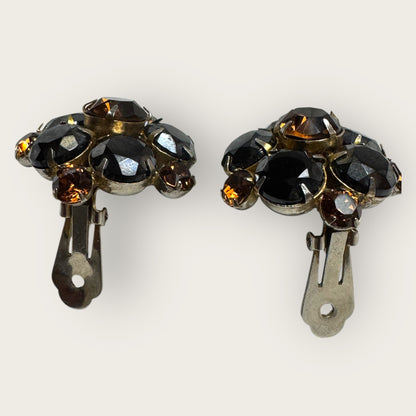 Vintage Black & Root Beer Domed Rhinestone Earrings – 1950s Bold Cocktail Clip-Ons – Mid-Century Statement Jewelry