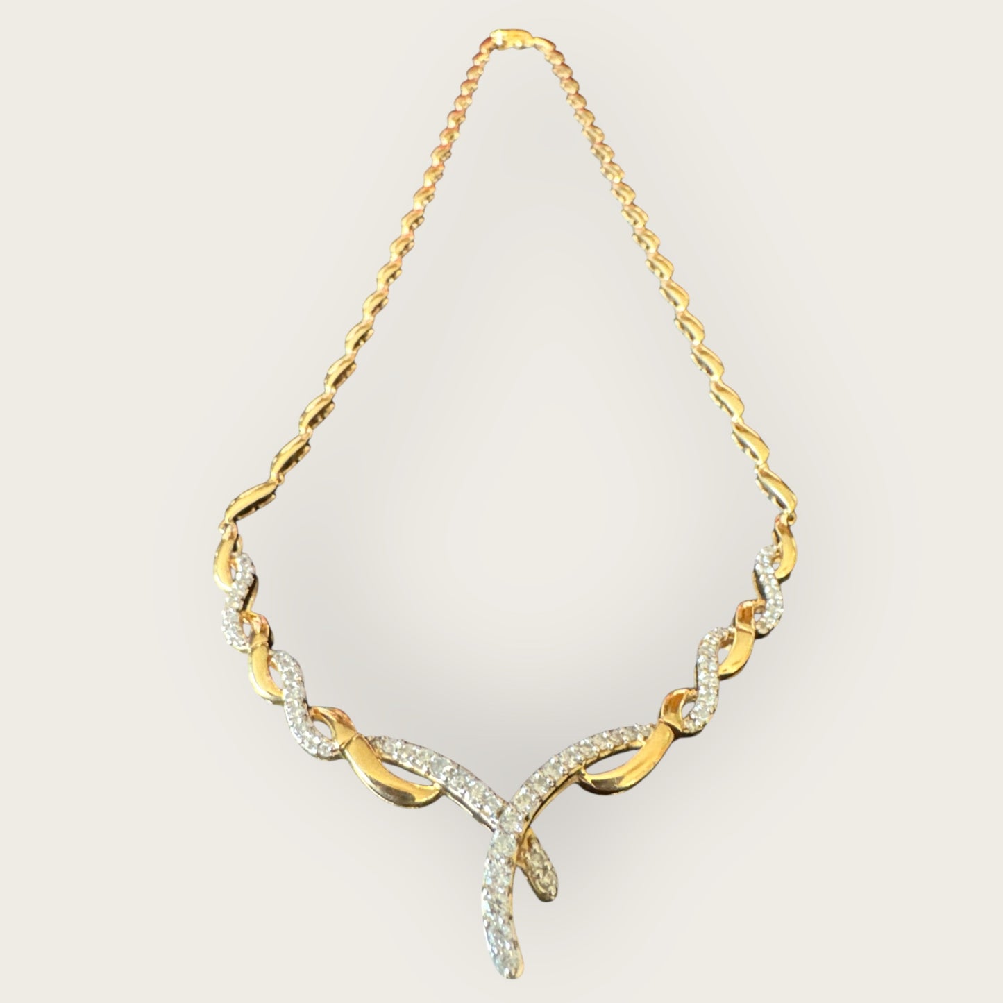 14k Yellow Gold, White Gold & Diamond Ribbon Twist Necklace | Private Collection