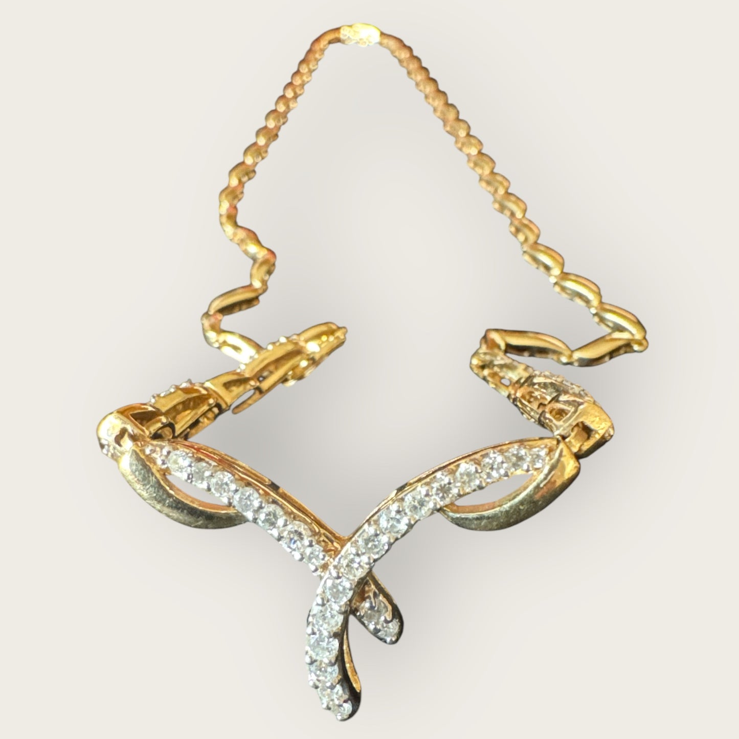 14k Yellow Gold, White Gold & Diamond Ribbon Twist Necklace | Private Collection