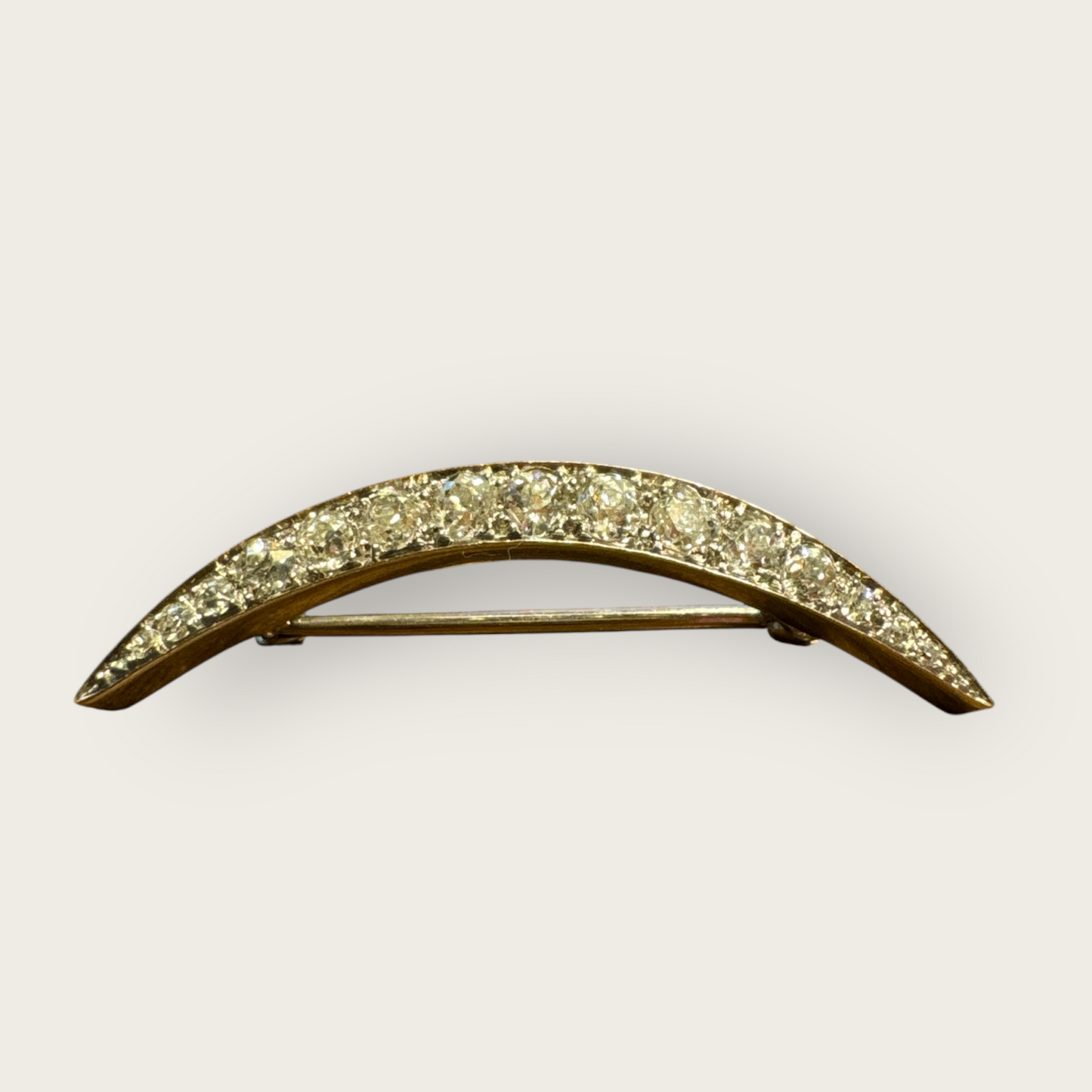 Platinum Diamond Crescent Moon Brooch – Edwardian to Early Art Deco, ca. 1910s–1920s | Private Collection
