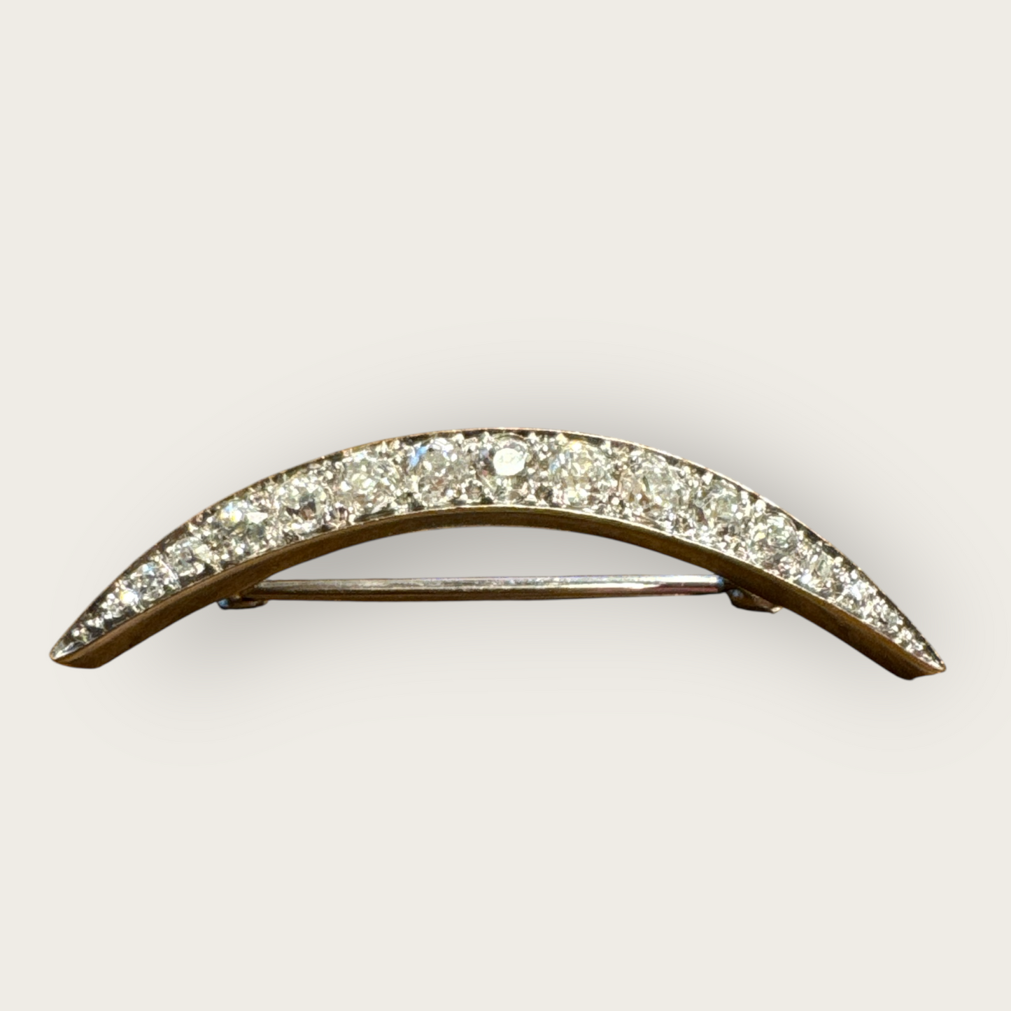 Platinum Diamond Crescent Moon Brooch – Edwardian to Early Art Deco, ca. 1910s–1920s | Private Collection