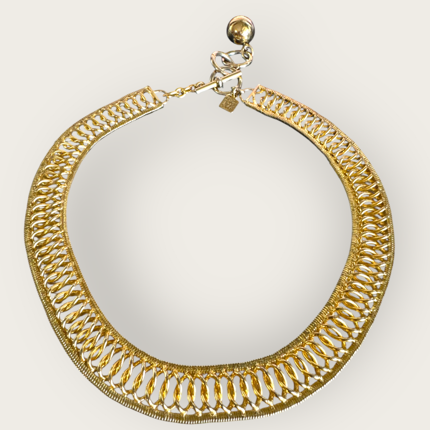 Vintage Anne Klein Gold Tone Collar Necklace with Toggle Clasp – Signed AK