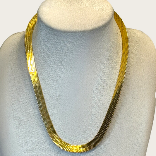 Vintage Monet Gold Tone Choker Necklace – Thick 15 Inch Herringbone Chain, Signed